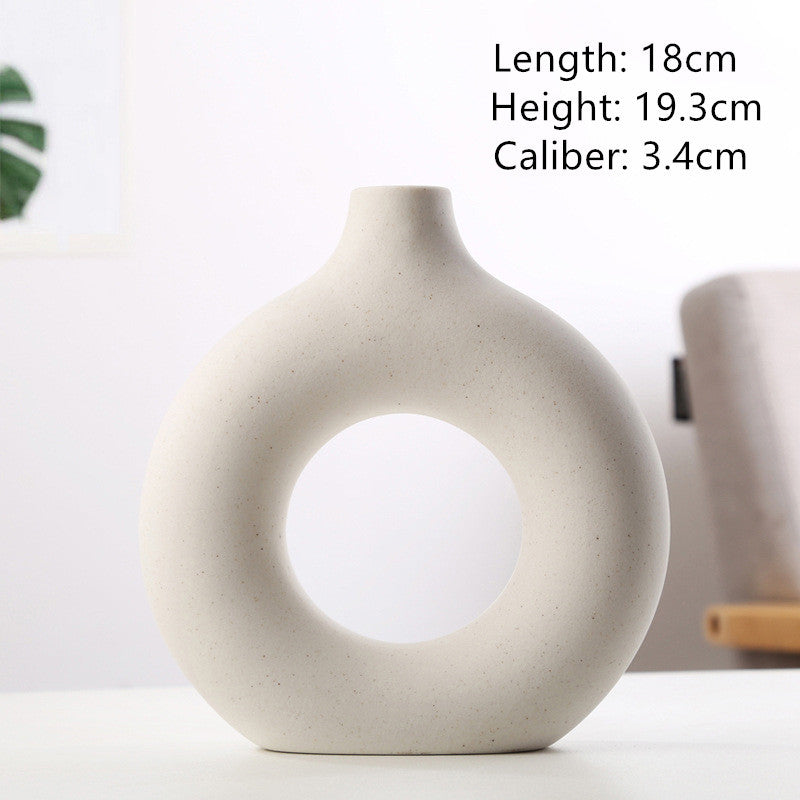 Modern Biscuit Vase – Frosted Unglazed Porcelain Decor