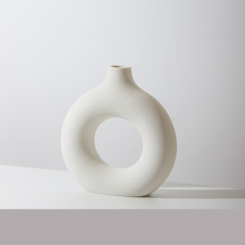 Modern Biscuit Vase – Frosted Unglazed Porcelain Decor