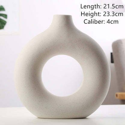 Modern Biscuit Vase – Frosted Unglazed Porcelain Decor