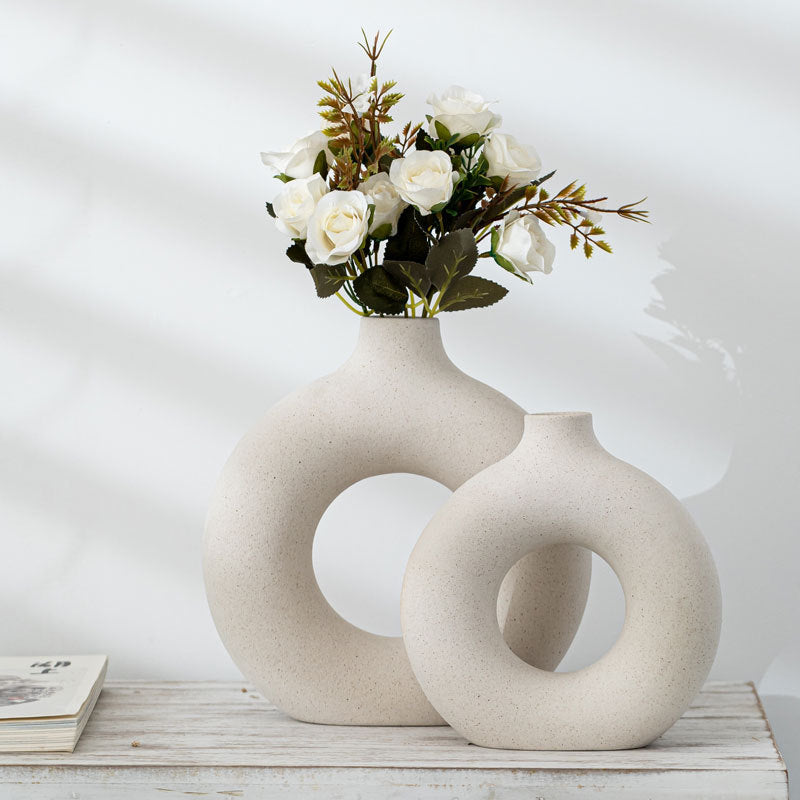 Modern Biscuit Vase – Frosted Unglazed Porcelain Decor